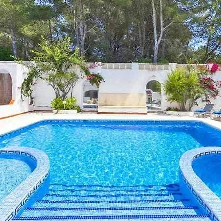 Perlita Villa *
